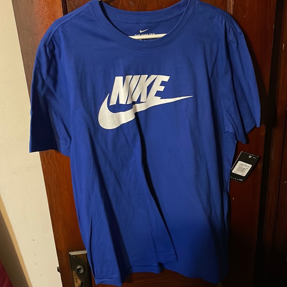 Nike blue short sleeve shirt